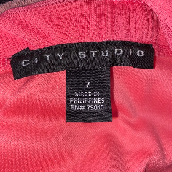 bright pink prom dress - Picture 3 of 3